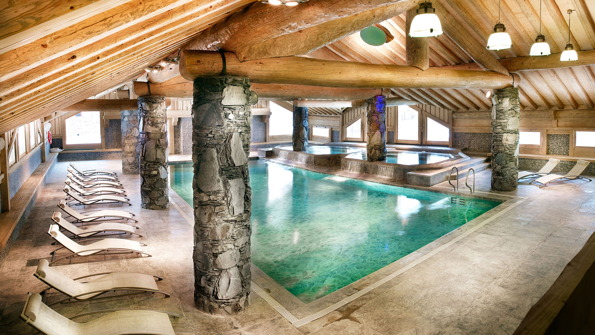 Les Cimes blanches , vacances à la montagne à La Rosière CGH Résidences